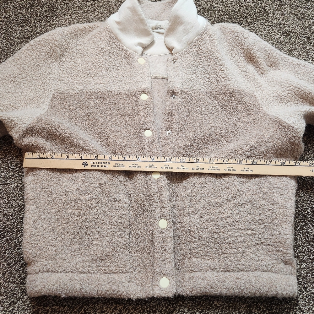 Outdoor Voices MegaFleece Bomber Snap Jacket Wool Blend Size Small - Picture 6 of 8